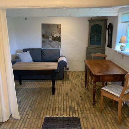 Lillemollens Bed & Breakfast Orbaek  외부 사진